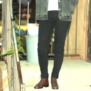 Black Levi's Legging